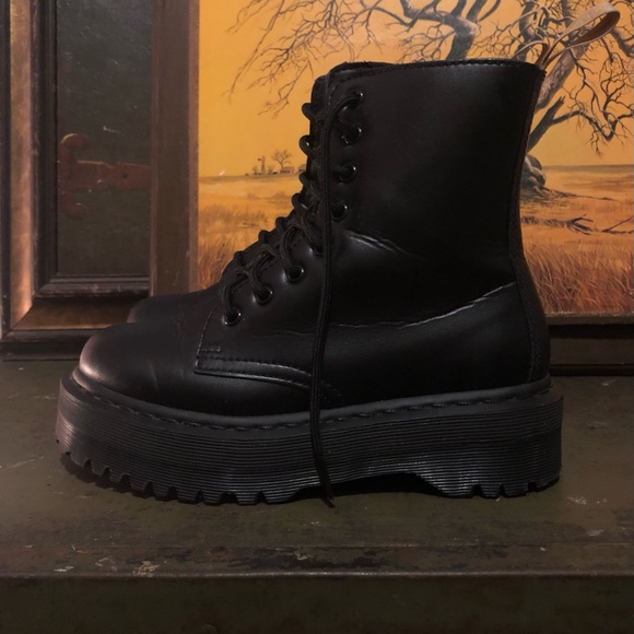 PLATFORM DR. MARTENS - Picture 2 of 6